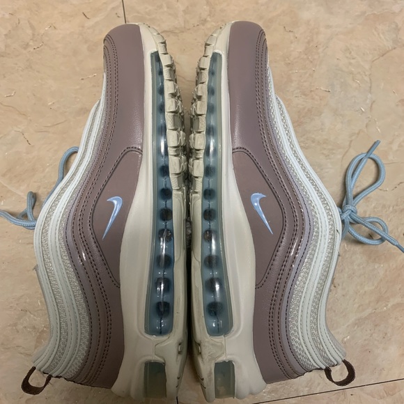 Nike AirMax 97s - Picture 9 of 9